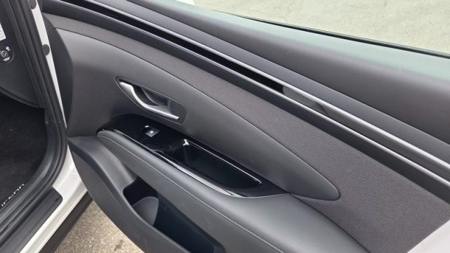 HYUNDAI TUCSON 1.6 HEV AUT. XLINE PERMUTE PARI  - foto 8
