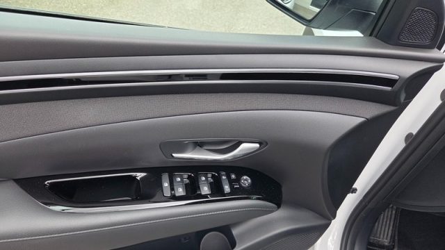 HYUNDAI TUCSON 1.6 HEV AUT. XLINE PERMUTE PARI  - foto 13