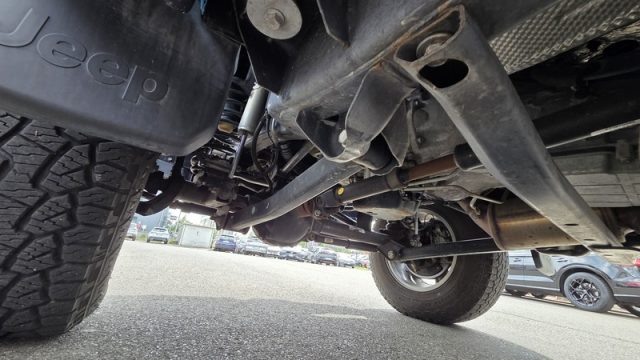 JEEP WRANGLER 2.8 CRD DPF SAHARA AUTO PERMUTE  - foto 13