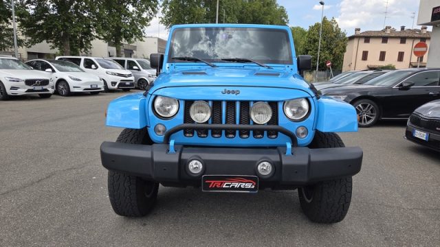 JEEP WRANGLER 2.8 CRD DPF SAHARA AUTO PERMUTE  - foto 2