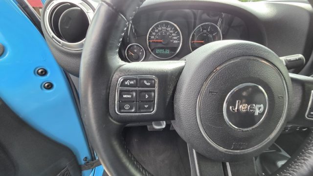 JEEP WRANGLER 2.8 CRD DPF SAHARA AUTO PERMUTE  - foto 23