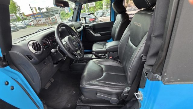 JEEP WRANGLER 2.8 CRD DPF SAHARA AUTO PERMUTE  - foto 20