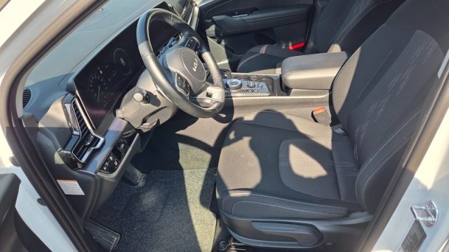 KIA SPORTAGE 1.6 TGDI HEV AT STYLE PERMUTE UN - foto 14