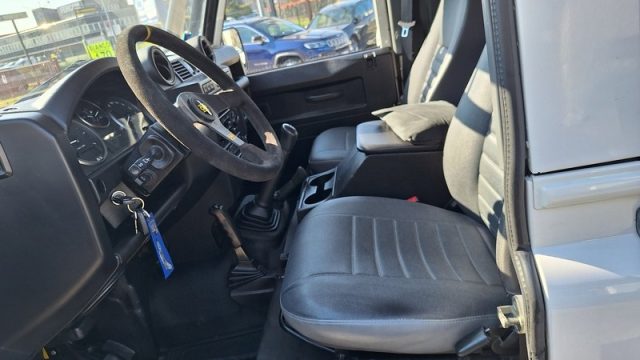 LAND ROVER DEFENDER 90 2.4 TD4 PICK UP E PERMUTE OMO - foto 23