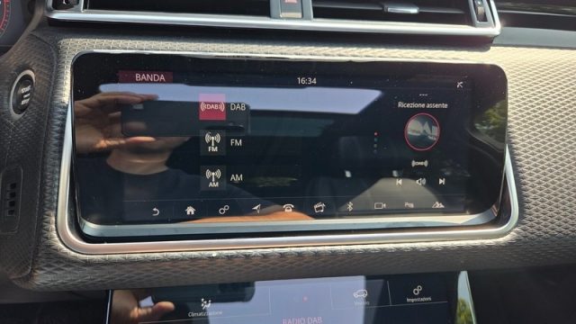 LAND ROVER RANGE ROVER VELAR 2.0D I4 240 CV R-DYNAMIC S PERMU - foto 34