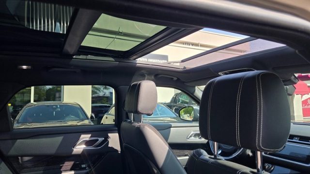 LAND ROVER RANGE ROVER VELAR 2.0D I4 240 CV R-DYNAMIC S PERMU - foto 16