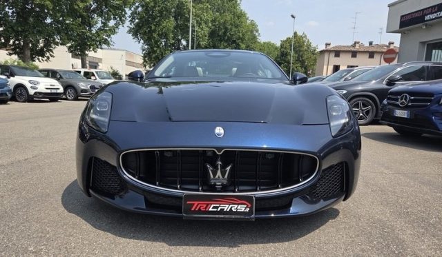 MASERATI GRANTURISMO V6 490 CV AWD MODENA PERMUTE IVA - foto 2