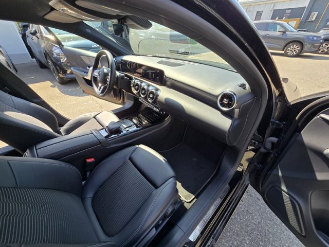 MERCEDES-BENZ A 200 D AUTOMATIC SPORT NIGHT EDITION  - foto 10