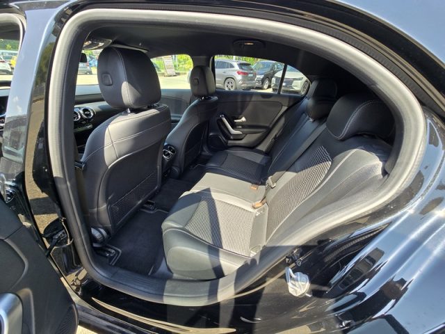 MERCEDES-BENZ A 200 D AUTOMATIC SPORT NIGHT EDITION  - foto 7