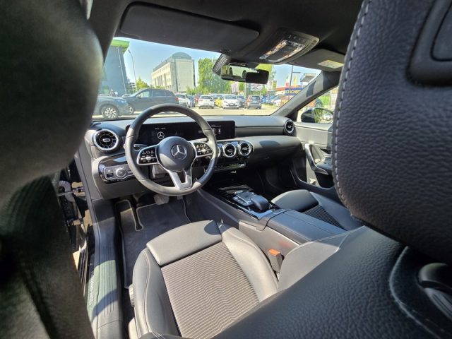 MERCEDES-BENZ A 200 D AUTOMATIC SPORT NIGHT EDITION  - foto 8