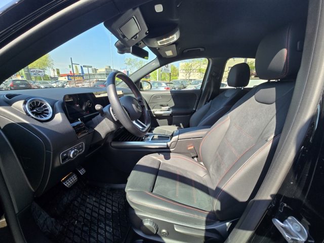 MERCEDES-BENZ GLA 200 D AUTOMATIC 4MATIC AMG LINE PREM - foto 6