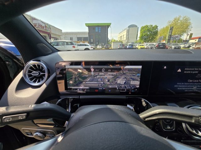 MERCEDES-BENZ GLA 200 D AUTOMATIC 4MATIC AMG LINE PREM - foto 10