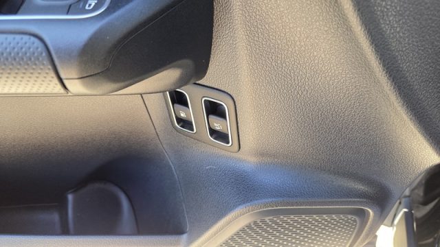 MERCEDES-BENZ GLA 250 E HYBRID EQ BUSINESS EXTRA PERMU - foto 16