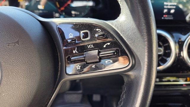 MERCEDES-BENZ GLA 250 E HYBRID EQ BUSINESS EXTRA PERMU - foto 19
