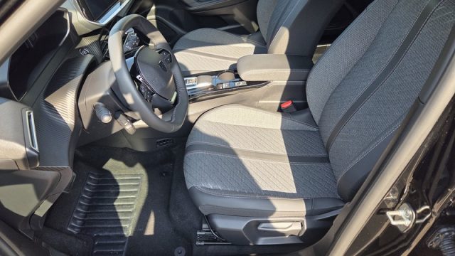 PEUGEOT 2008 HYBRID 145 E-DCS6 ALLURE PERMUTE - foto 16