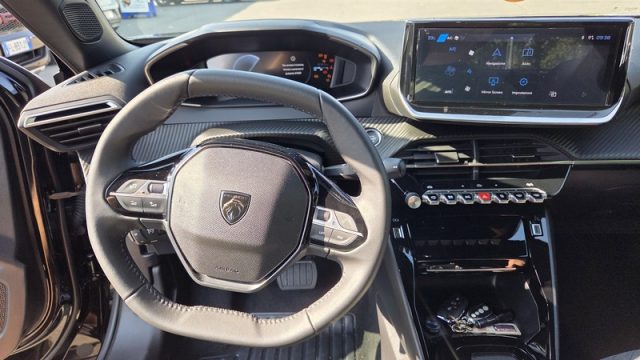 PEUGEOT 2008 HYBRID 145 E-DCS6 ALLURE PERMUTE - foto 17