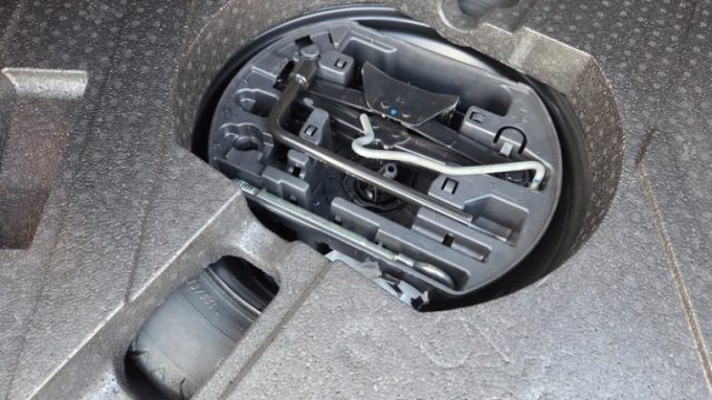 PEUGEOT 308 BLUEHDI 130 S&S SW EAT8 BUSINESS - foto 10