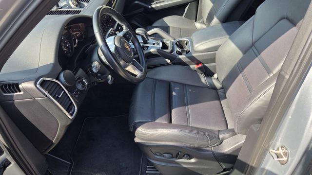 PORSCHE CAYENNE 3.0 V6 E-HYBRID PERMUTE IVA ESPO - foto 31