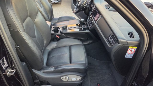 PORSCHE MACAN 2.0 PERMUTE TETTO APRIBILE SOSPE - foto 9