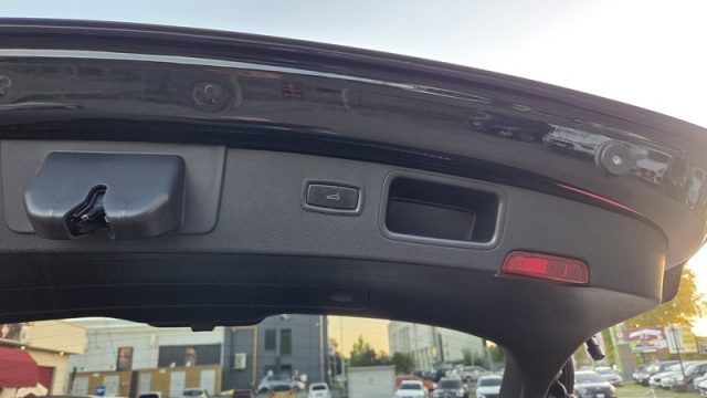 PORSCHE MACAN 2.0 PERMUTE TETTO APRIBILE SOSPE - foto 14