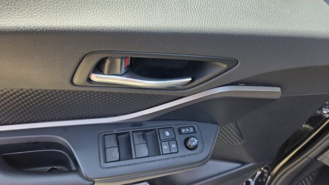 TOYOTA C-HR 1.8 HYBRID E-CVT ACTIVE PERMUTE  - foto 12