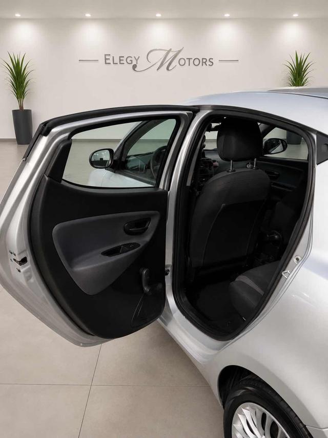 LANCIA YPSILON 1.2 69 CV 5 PORTE GPL ECOCHIC SI - foto 12