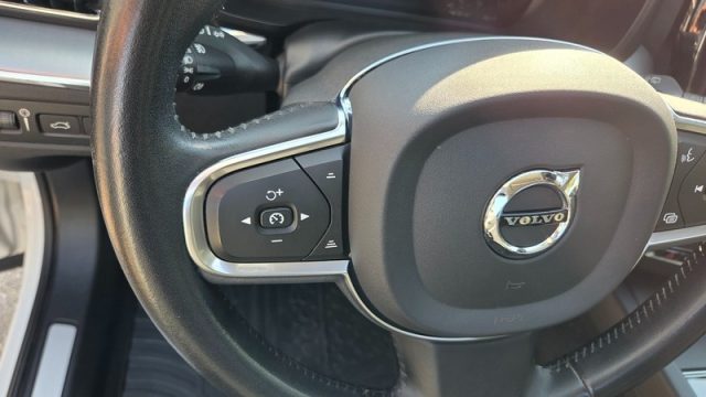VOLVO XC60 T6 RECHARGE PLUG-IN HYBRID AWD I - foto 29