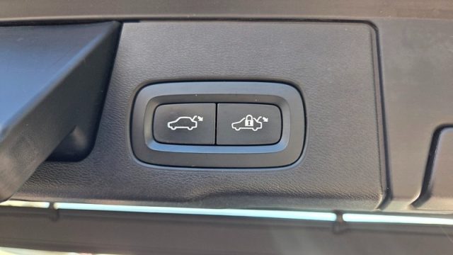 VOLVO XC60 T6 RECHARGE PLUG-IN HYBRID AWD I - foto 19