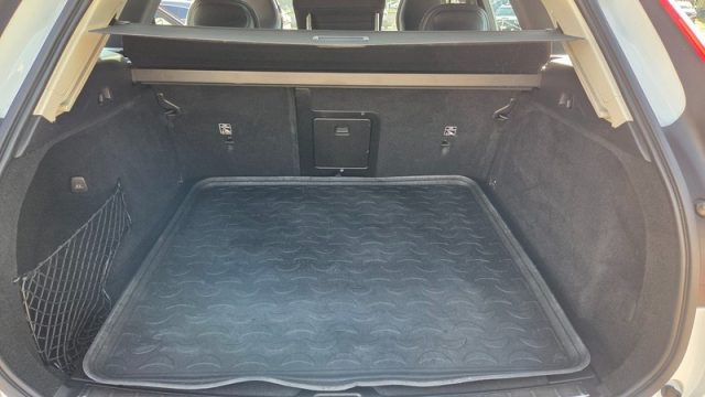 VOLVO XC60 T6 RECHARGE PLUG-IN HYBRID AWD I - foto 18