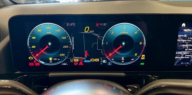 MERCEDES-BENZ GLA 200 D AUTOMATIC PREMIUM - foto 16