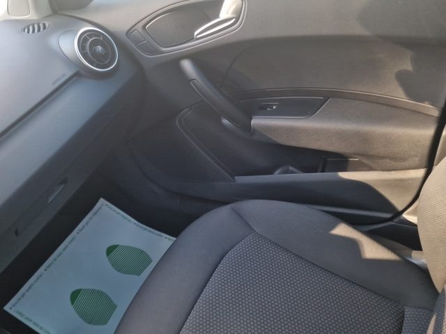 AUDI A1 SPB 1.6 TDI ATTRACTION - foto 17