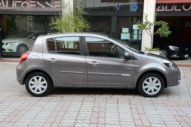 RENAULT CLIO 1.2 16V 5 PORTE GPL DYNAMIQUE - foto 4