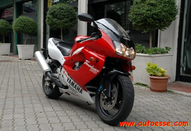 MOTOS-BIKES YAMAHA THUNDERACE 1000 EX UP - foto 2