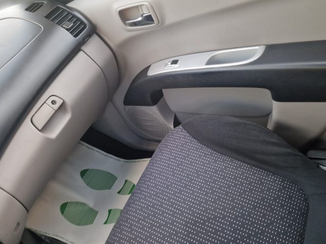 MITSUBISHI L200 2.5 DI-D/136CV DC INVITE DPF - foto 17