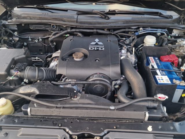 MITSUBISHI L200 2.5 DI-D/136CV DC INVITE DPF - foto 21