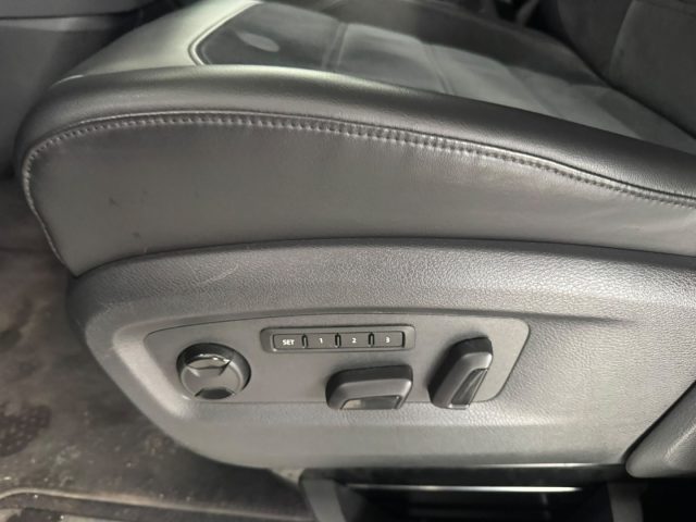 VOLKSWAGEN MULTIVAN T6 2.0 TDI 199CV DSG 4MOTION HIG - foto 17