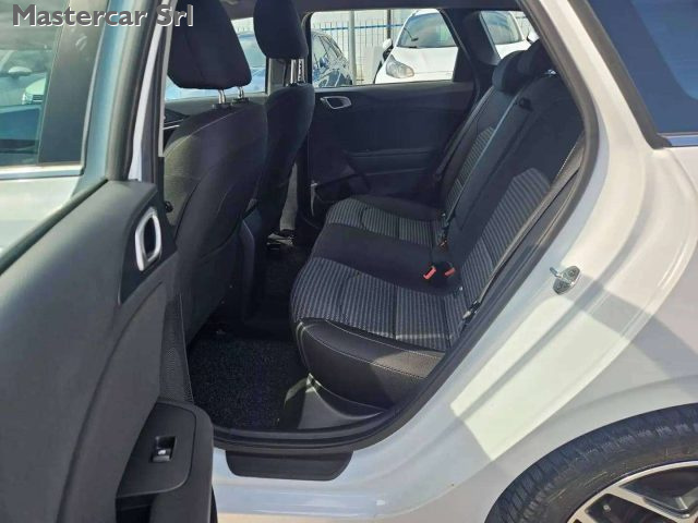 KIA CEED SW / CEE'D SW  III 2022 SW 1.6 C - foto 13