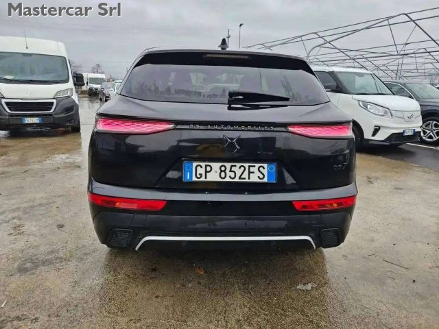 DS AUTOMOBILES DS 7 1.5 BLUEHDI PERFORMANCE LINE 130 - foto 4