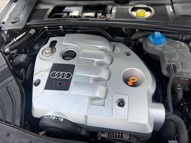AUDI A4 1.9 TDI/130 CV CAT AVANT SENZA L - foto 24
