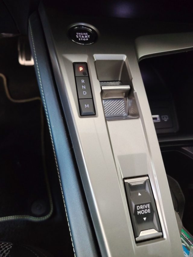 PEUGEOT 308 HYBRID 145 E-DCS6 SW GT - foto 24