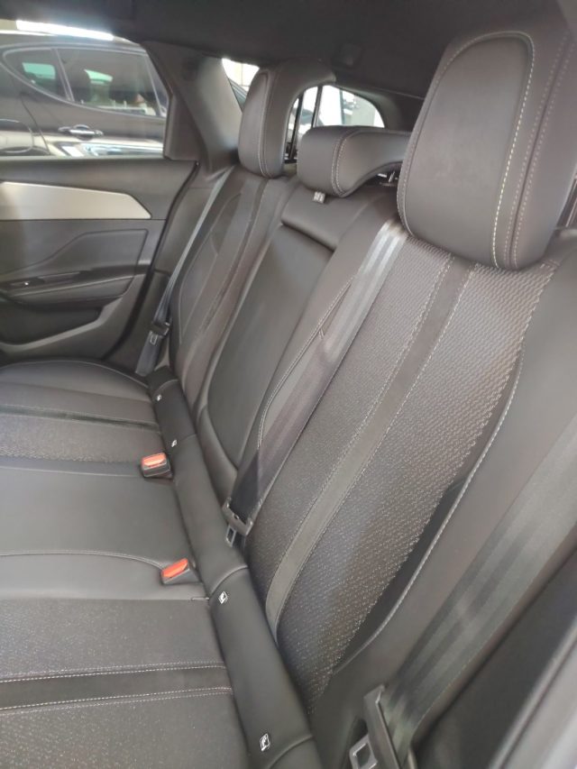 PEUGEOT 308 HYBRID 145 E-DCS6 SW GT - foto 15