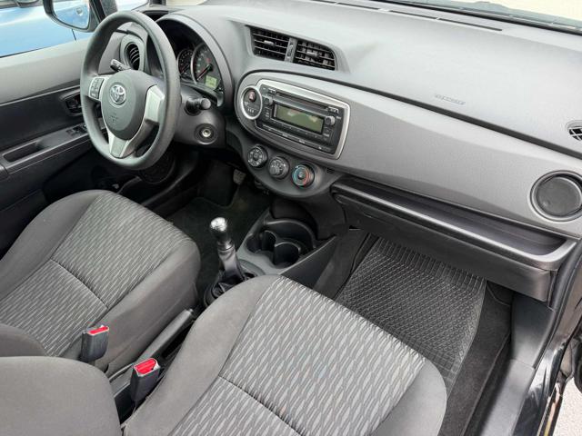 TOYOTA YARIS 1.0 5 PORTE LOUNGE - foto 6