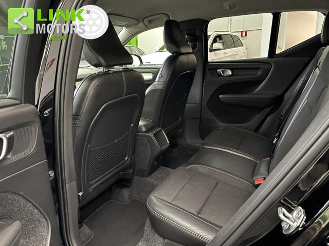 VOLVO XC40 2.0 D3 AWD MOMENTUM - foto 22