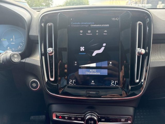 VOLVO XC40 T5 RECHARGE PLUG-IN HYBRID INSCR - foto 13