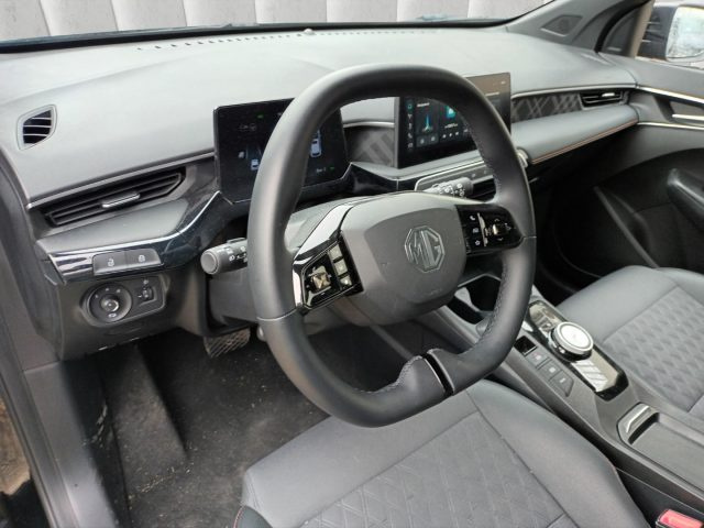 MG MG3 1500 HYBRID+ LUXURY 195CV NAV PE - foto 10