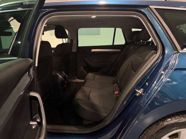 SKODA SUPERB 2.0 TDI EVO 150 CV SCR DSG WAGON - foto 15