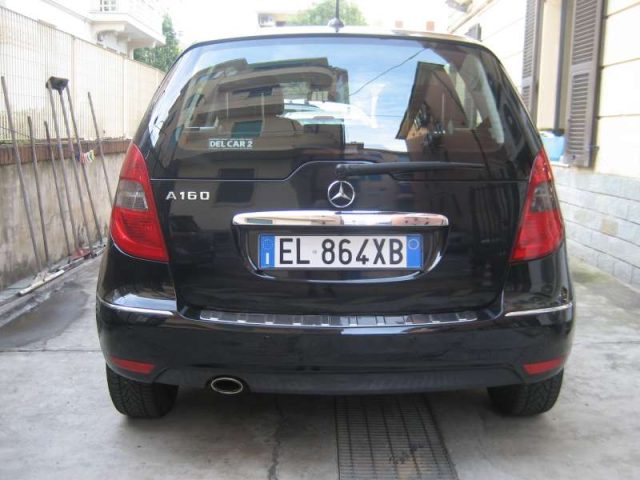 MERCEDES-BENZ A 160 AUTOMATIC PREMIUM - foto 3