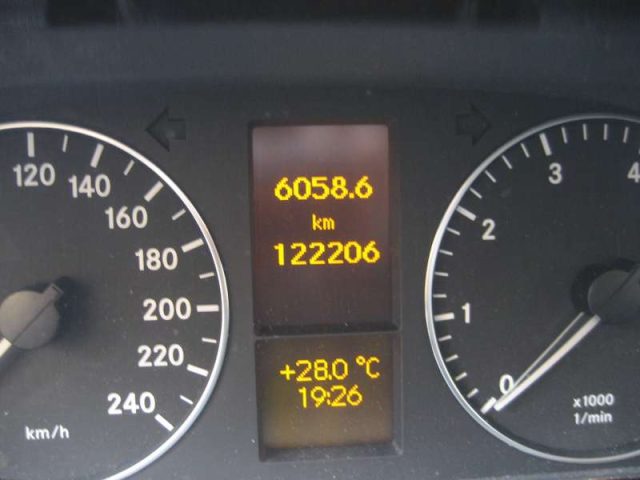 MERCEDES-BENZ A 160 AUTOMATIC PREMIUM - foto 10