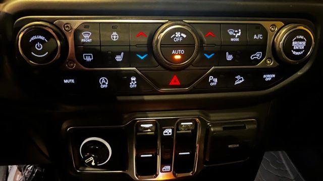 JEEP WRANGLER UNLIMITED 2.2 MJT II SAHARA PACK - foto 12