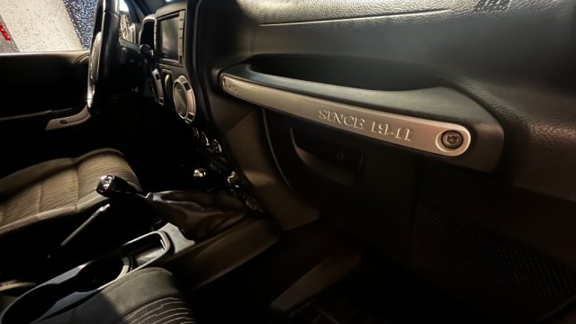 JEEP WRANGLER 2.8 CRD DPF SAHARA - foto 15